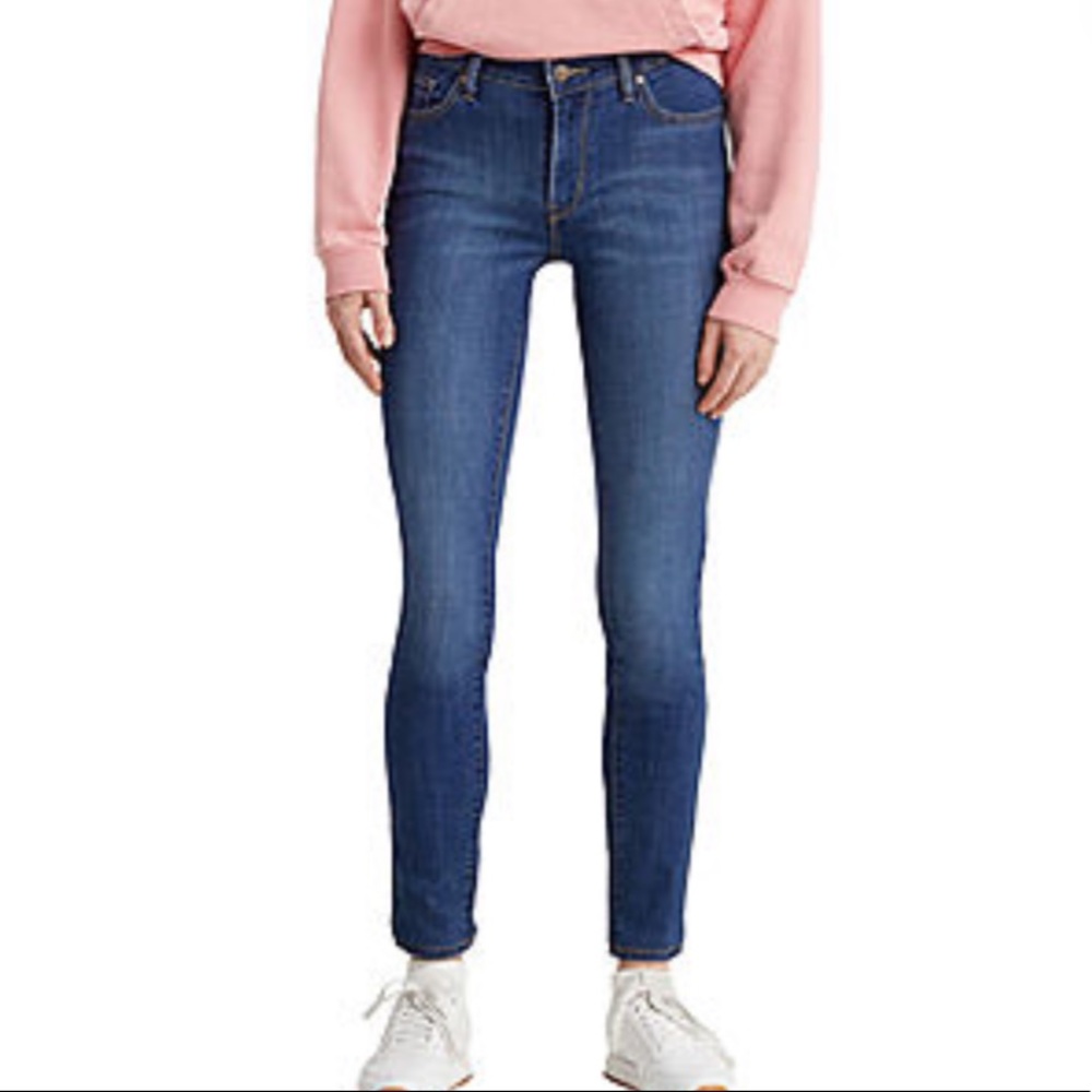 Levi’s 711 Skinny Jean